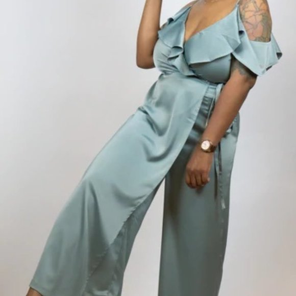 TA LOS ANGELES Sage Silky Jumpsuit NWOT - Picture 2 of 4